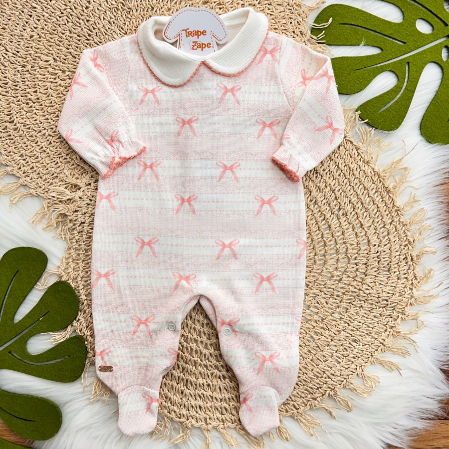 Macacão Tricotil (Tricot 100% Algodão) com Gola e Estampa Digital - Rose com Laços Macacão Tricotil (Tricot 100% Algodão) com Gola e Estampa Digital - Rose com Laços